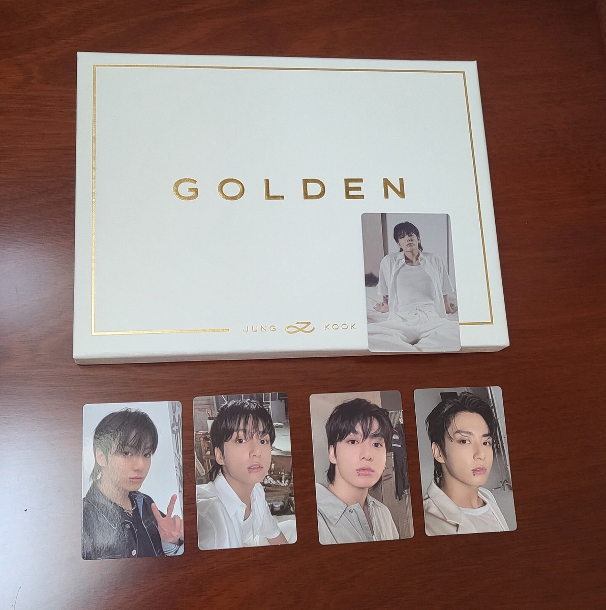 Jungkook GOLDEN 20枚 Amazon.com: JUNGKOOK [GOLDEN] Album (SHINE Ver. +1ea Store