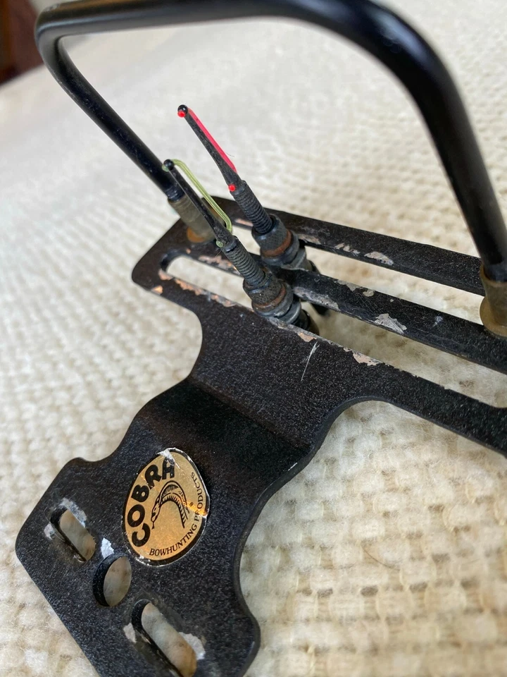 Riel de mira de doble ranura Cobra Foto 2 de 3