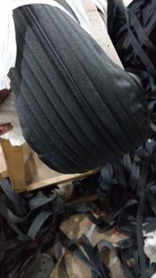 Endlosrolle Schwerlast Gr. 8 schwarz Nylon / Spiralreißverschluss mit YKK-Schiebern