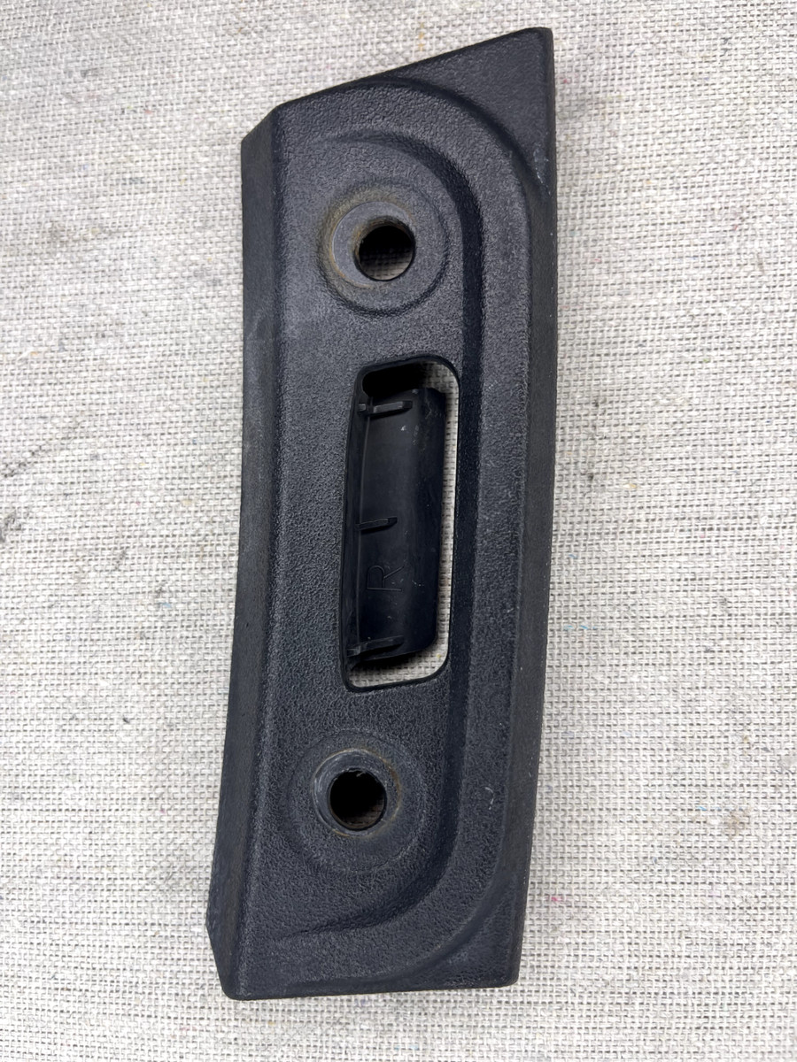 2007-2013Lexus IS250 IS350 REAR BUMPER RIGHT SIDE RETAINER NO.2 OEM 52158-53040