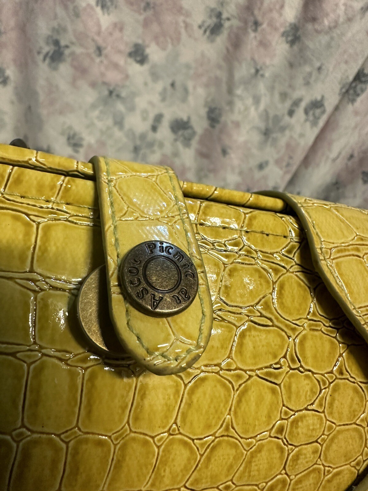Picture 3 of 6