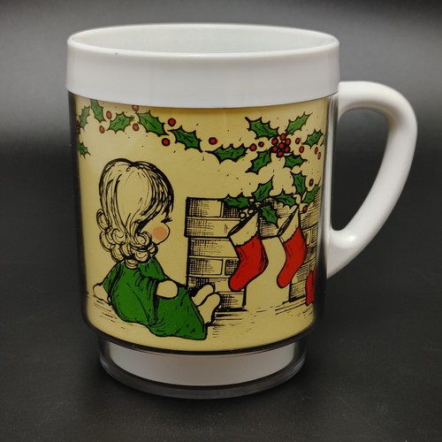 Vintage Christmas Scene Mug Kids By Fireplace & Stockings Insulated By Dawn USA - Picture 3 of 10