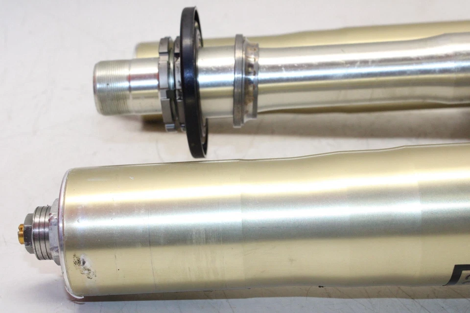 Juego de suspensión amortiguadora horquillas delanteras Kawasaki Ninja Zx10r Zx1000d 2006 par Foto 4 de 4