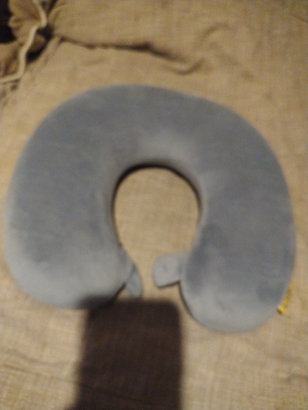 NECK PILLOW travel blue light color lightweight super comfy