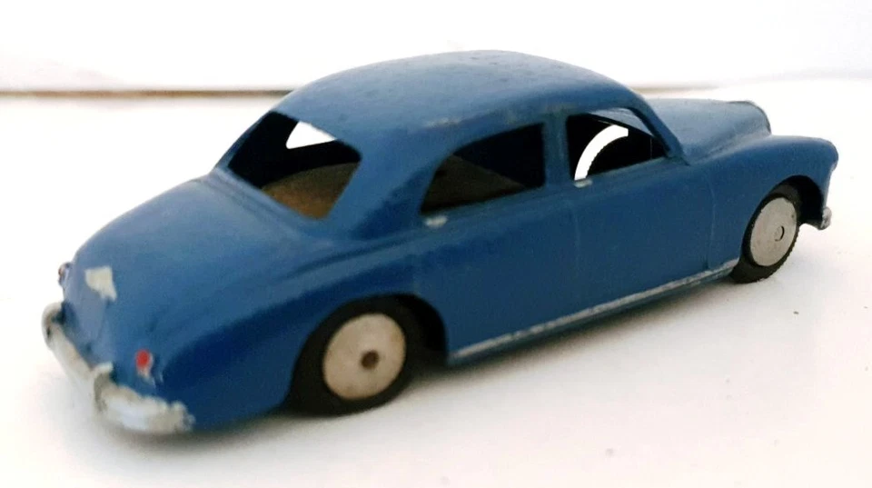 Corgi Toys 205M Riley Pathfinder Car (Made 1956-59) Original Mechanical Shallow - Image 3 of 4