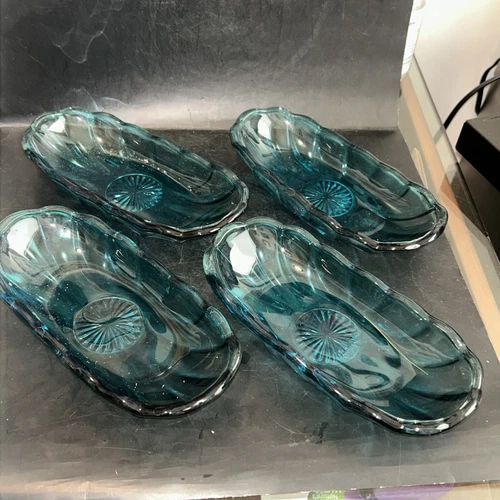 Vintage Set of 4 Anchor Hocking Starburst Glass Blue Banana Split Dishes