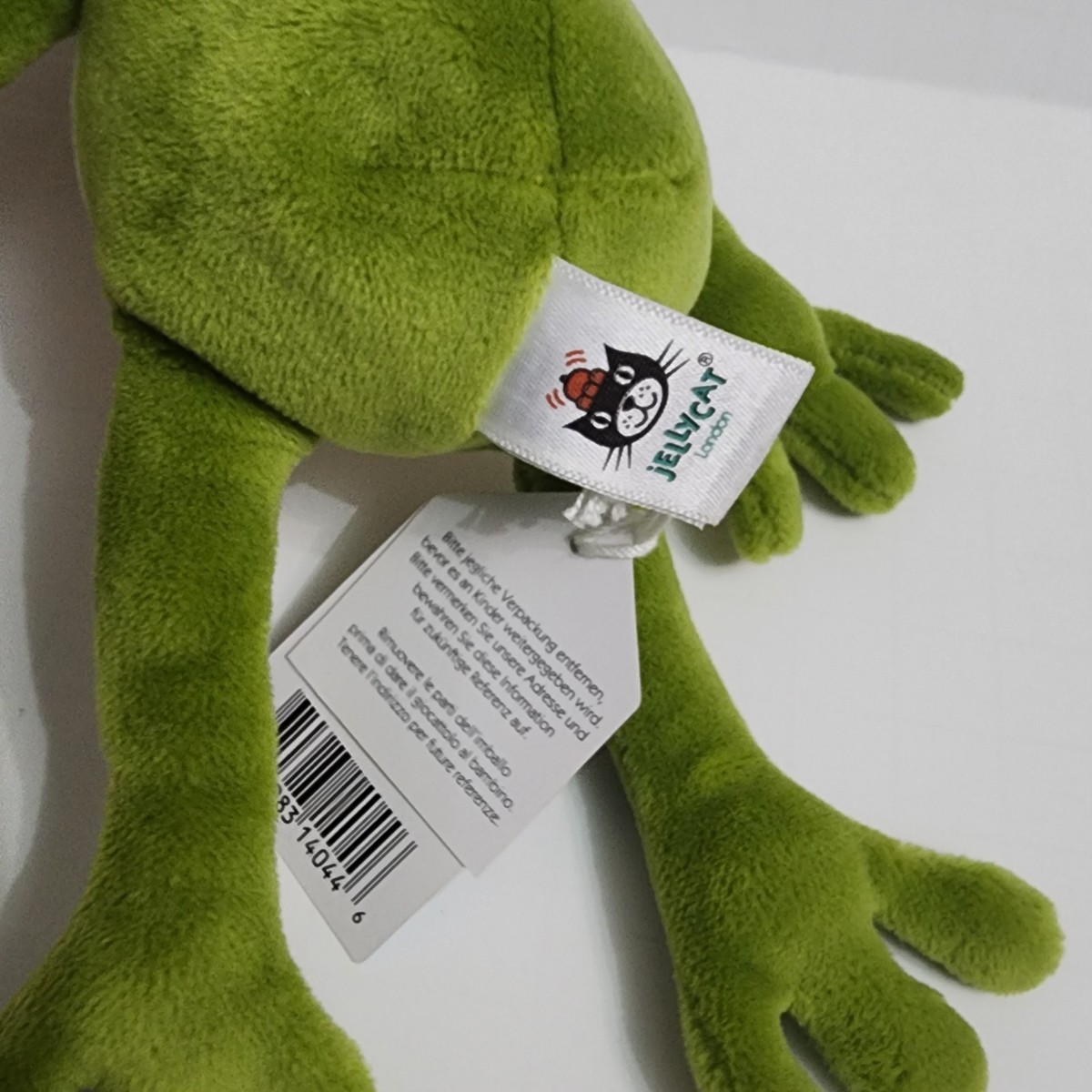 JELLY CAT Finnegan Frog ぬいぐるみ　カエル Jellycat Finnegan Frog | Soft Toys + Gifts