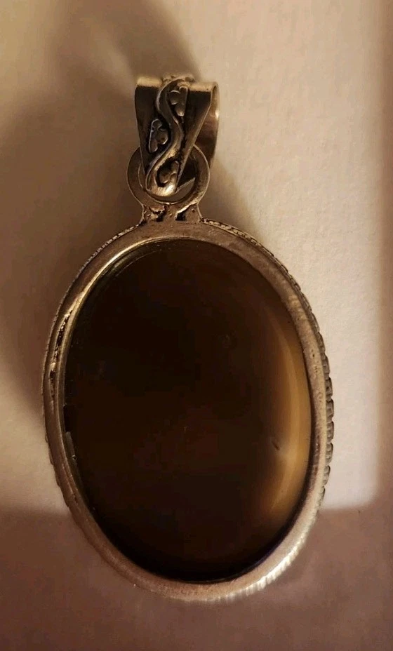 Vintage Sterling Silver 925 Milky Agate Pendant Artisan Setting - Image 2 of 4