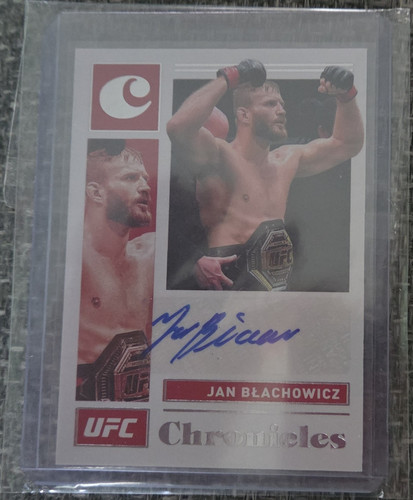 Panini Chronicles UFC Jan Blachowicz Autographed #CS-JBL MMA Trading Card 2021