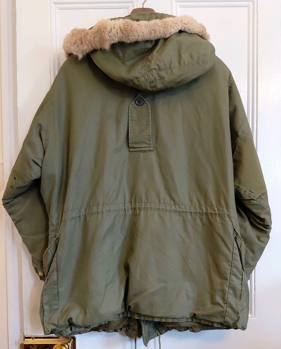 Genuine Vintage 1967 Canadian Army ECWS Parka Jacket, Olive Green