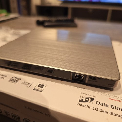 Hitachi-LG GP60NS60 8x DVD-RW USB 2.0 Silver Slim External Optical Drive - Afbeelding 11 van 11