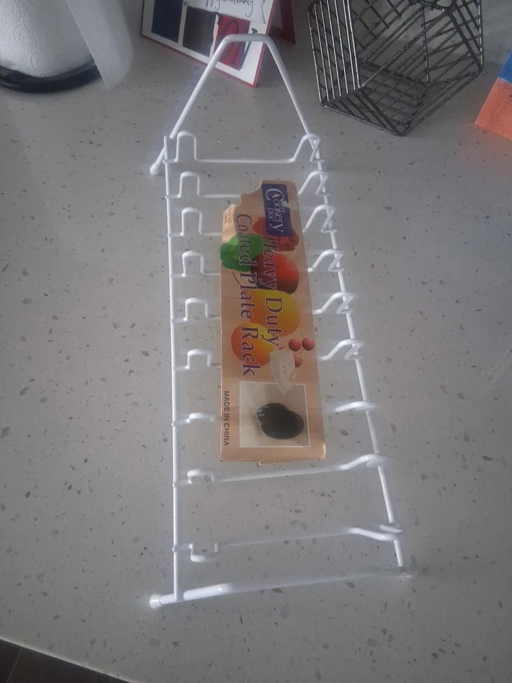 Rack de placas revestido resistente por The Cookery Doc plástico branco, placas não incluídas - Imagem 2 de 4