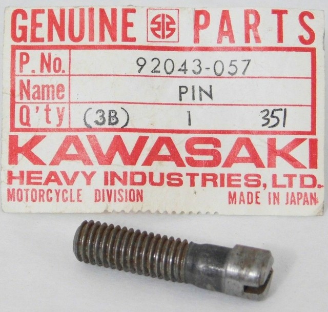 NOS Kawasaki SHIFTER LEVER Spring PIN H1 Z1 KZ1000 KZ900 G31m F81M OEM