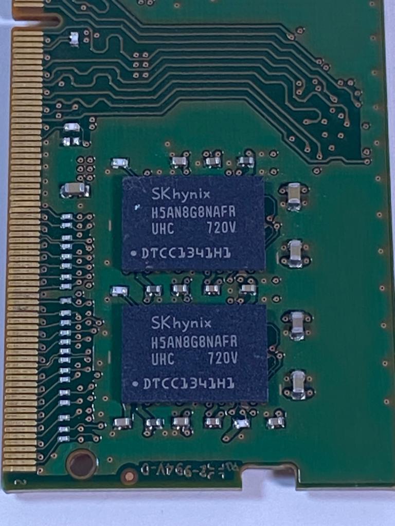 Pasuihcay Mémoire RAM DDR4 8 Go 2400 MHz pour ordinateur portable 260 broches SODIMM PC4-19200 1,2 V Facile à installer Pasuihcay Mémoire RAM DDR4 8 Go 2400 MHz pour ordinateur portable 260 broches SODIMM PC4-19200 1,2 V Facile à installer