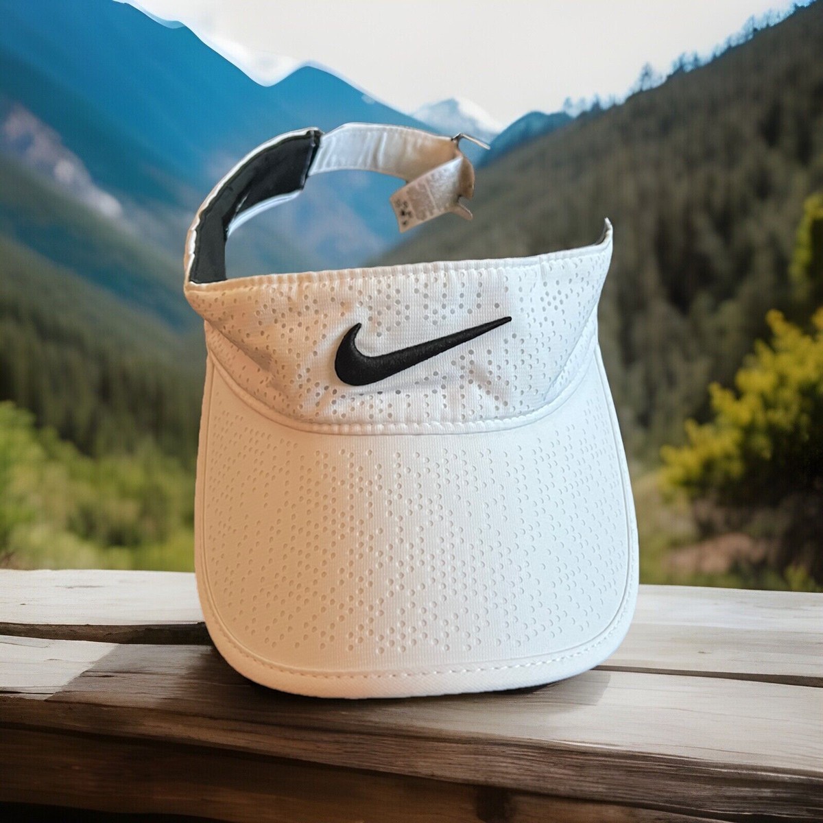 Nike Golf Aerobill Womens Golf Tech Visor White Swoosh Dri 