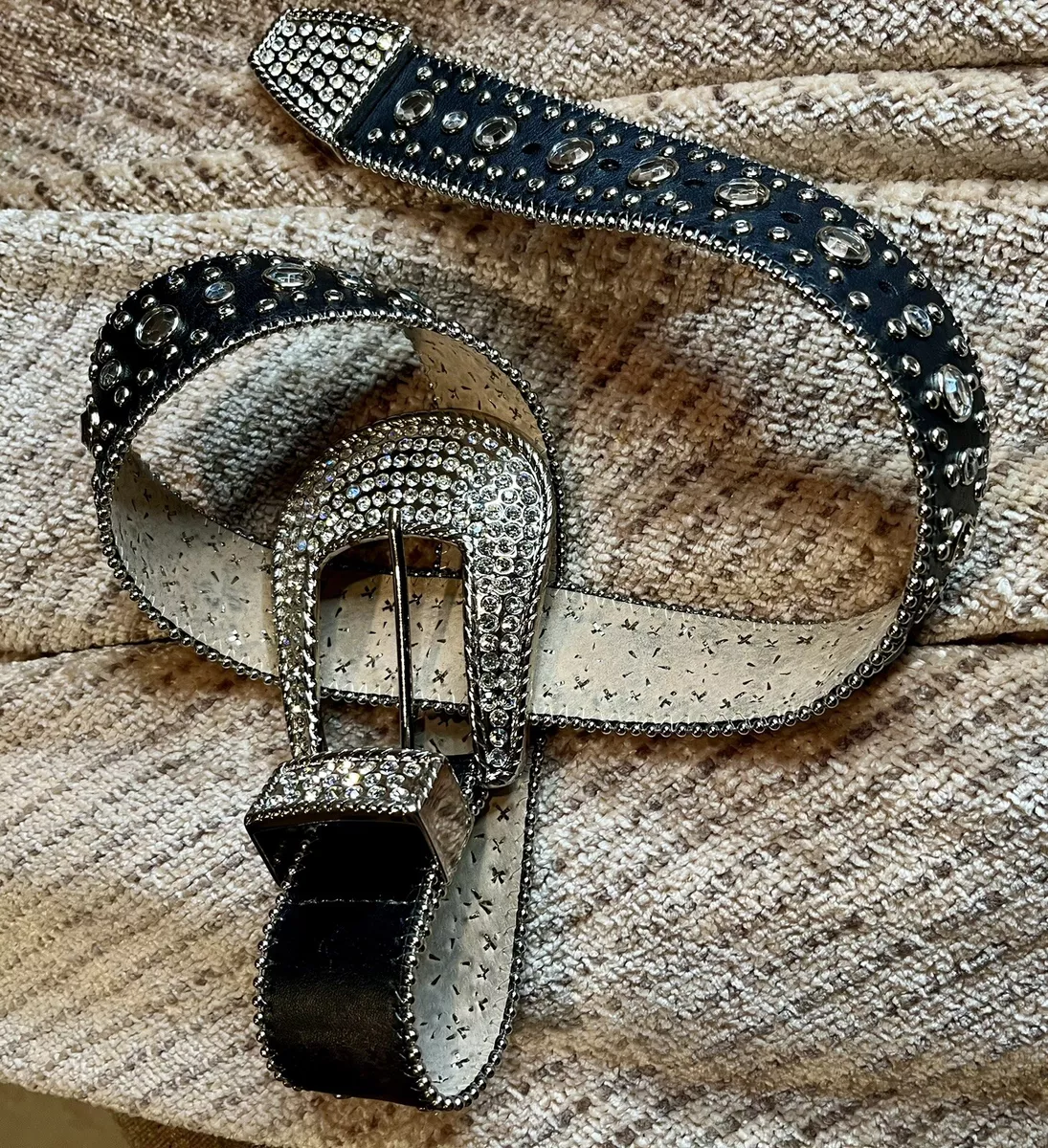 WOMAN’S “CHRISTINE ALEXANDER” BLACK BELT WITH SWAROVSKI CRYSTALS SIZE M