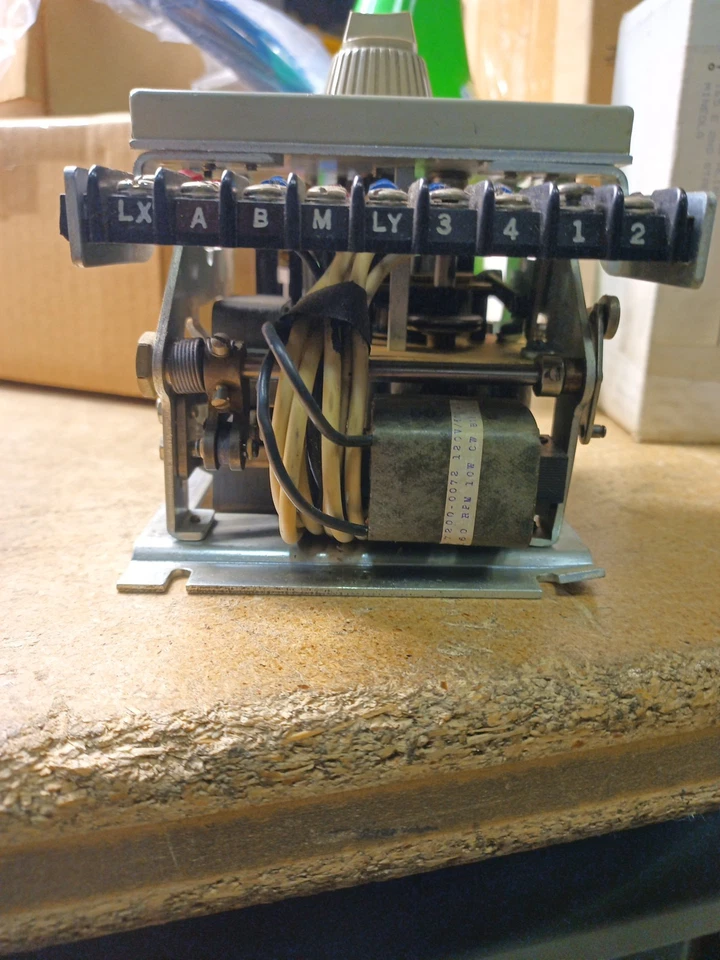 BLISS EAGLE SIGNAL HA40A6 TIME COUNT  15AMP 120V 60CY - Image 3 of 4