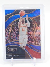 TRAE YOUNG 2023-24 SELECT COURTSIDE BLUE WAVE /75 #243 HAWKS Q5537