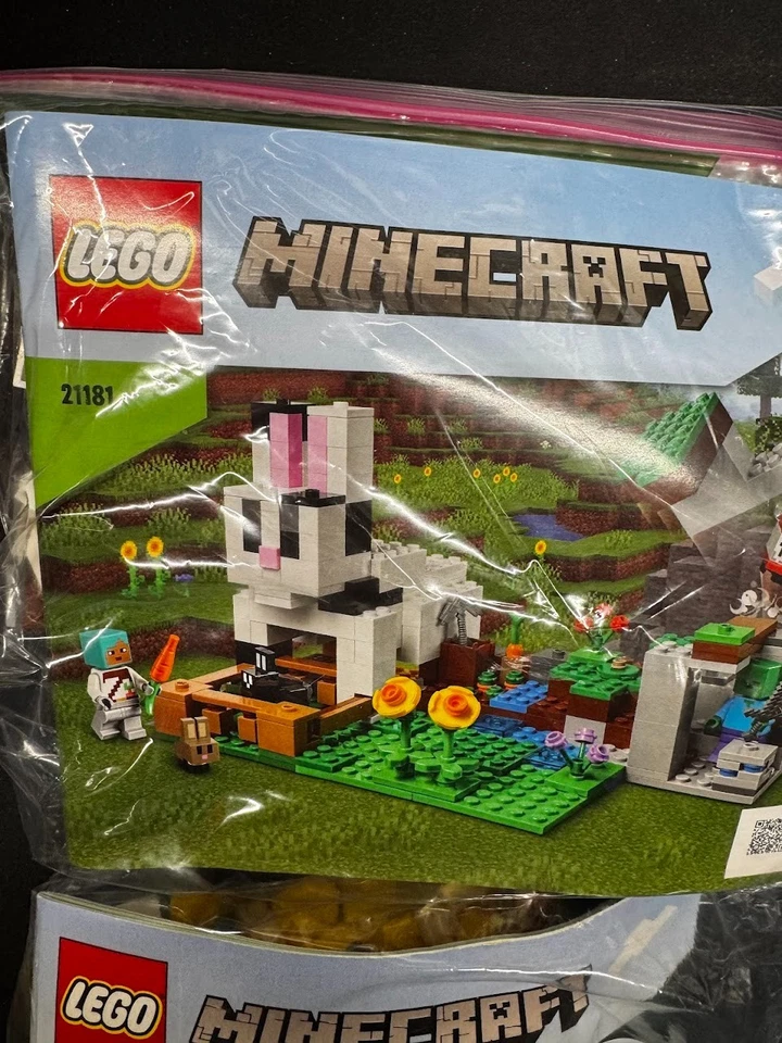 LEGO Minecraft LOT 21181 21240 21171 Rabbit Horse 99% complete Free shipping - Image 3 of 4