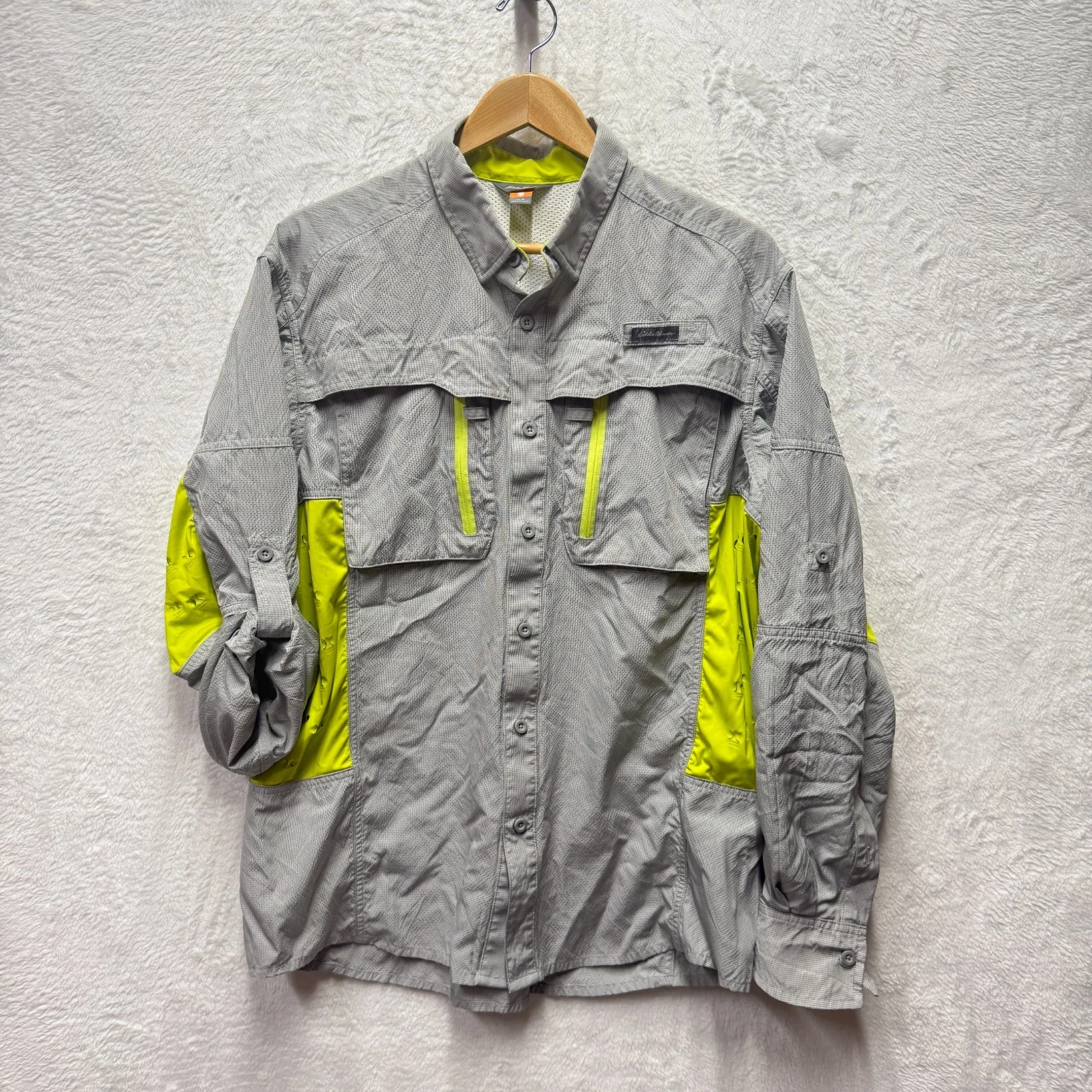 Eddie Bauer Sport Shop Fishing Shirt Men Large Gray Neon Angler Vented Pockets