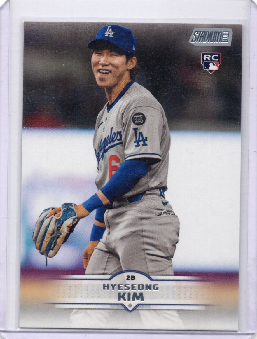 2025 Topps Stadium Club - Hyeseong Kim #200 (RC) Los Angeles Dodgers
