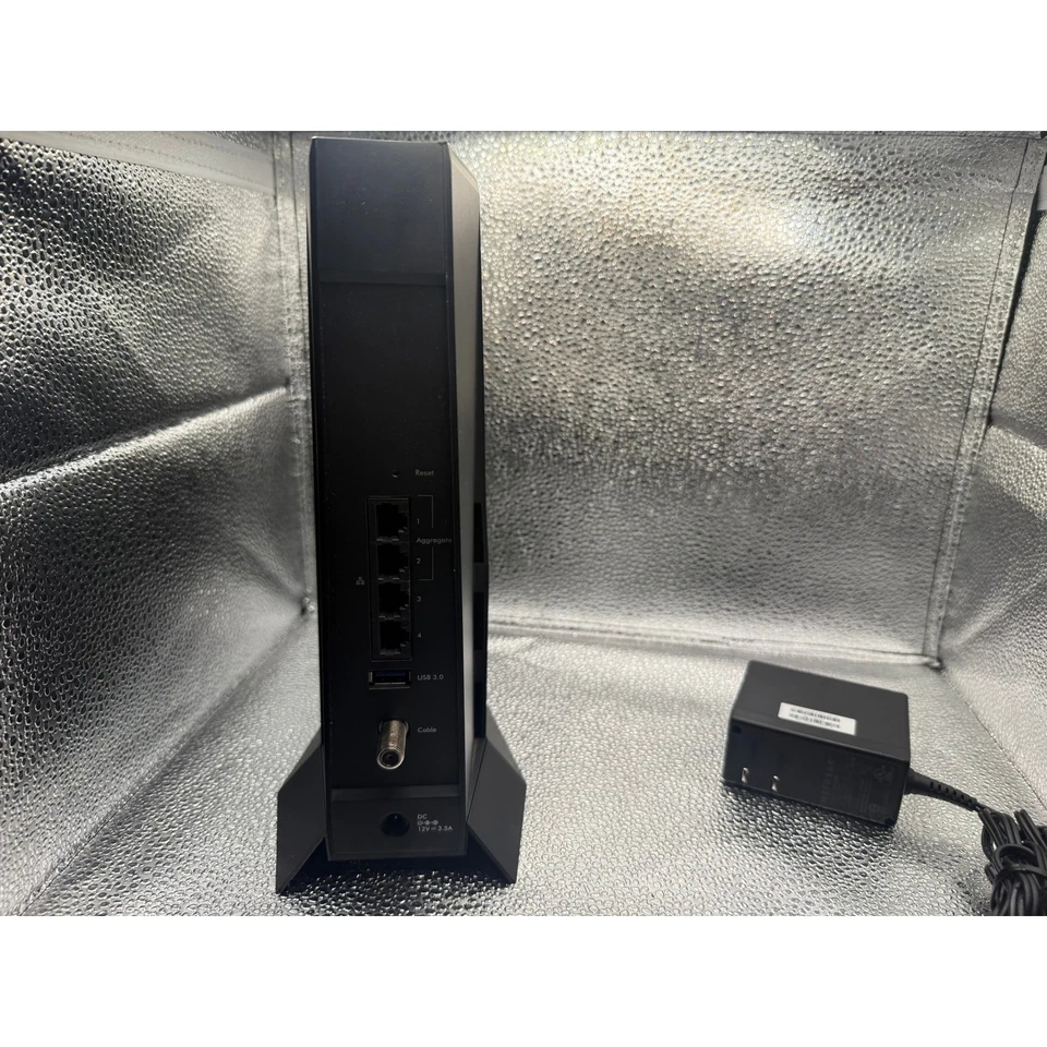 NETGEAR Nighthawk AX3000 AX2700 WiFi 6 Cable Modem Router CAX30 - Image 4 of 4