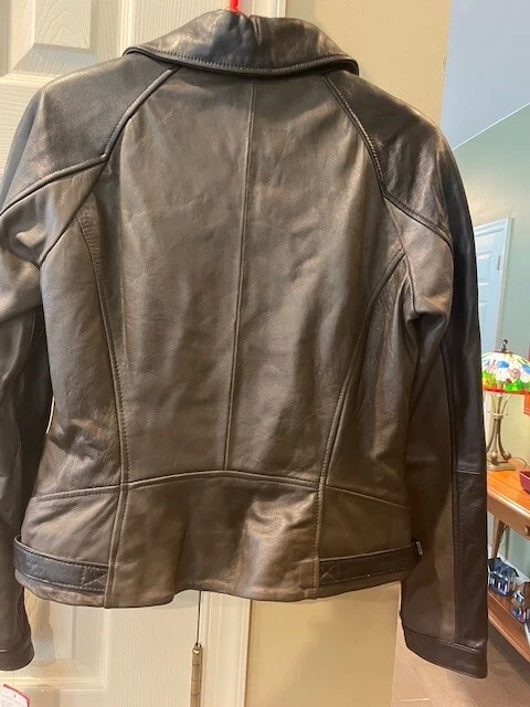 Vince Camuto 全新带标签 橄榄/黑色 100% 羊皮夹克 小号 柔软! — 第 3/4 张图片