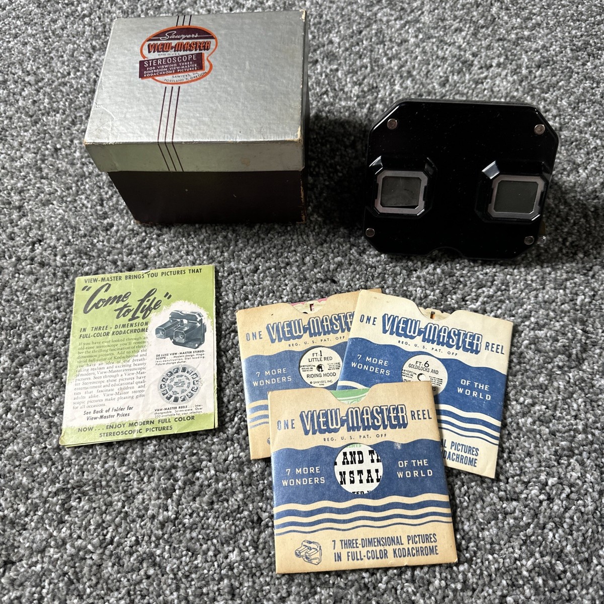 Vintage Sawyers View Master Stereoscope W/ Box extra Reels See Photos