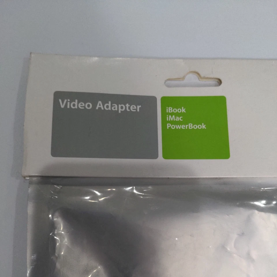 Apple M9109G/A Video Adapter Mini-VGA to S-Video Mac for iBook, iMac, Powerbook - Image 2 of 4