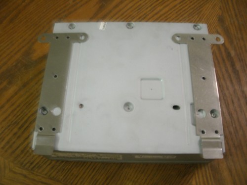 2004-2009 Audi A8 Stereo Radio Receiver TUNER CONTROLLER UNIT 4E0035541 - Picture 2 of 4