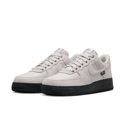 MENS NIKE AIR FORCE 1 07_LT IRON ORE/BLACK-SMOKE GREY HQ3822-001-SIZE 8