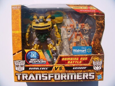 2010 WALMART MISB TRANSFORMERS HFTD HUNT FOR THE DECEPTICONS BOMBING RUN BATTLE