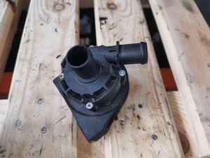 VW GOLF VIII CD1 Zirkulationswassermotor 0392023211 1.40 Petrol 81kw 33864087