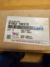 Sicherungskasten / PCB Block Assy 91952 1W372). Sicherungskasten / PCB Block Assy 91952 1W372).