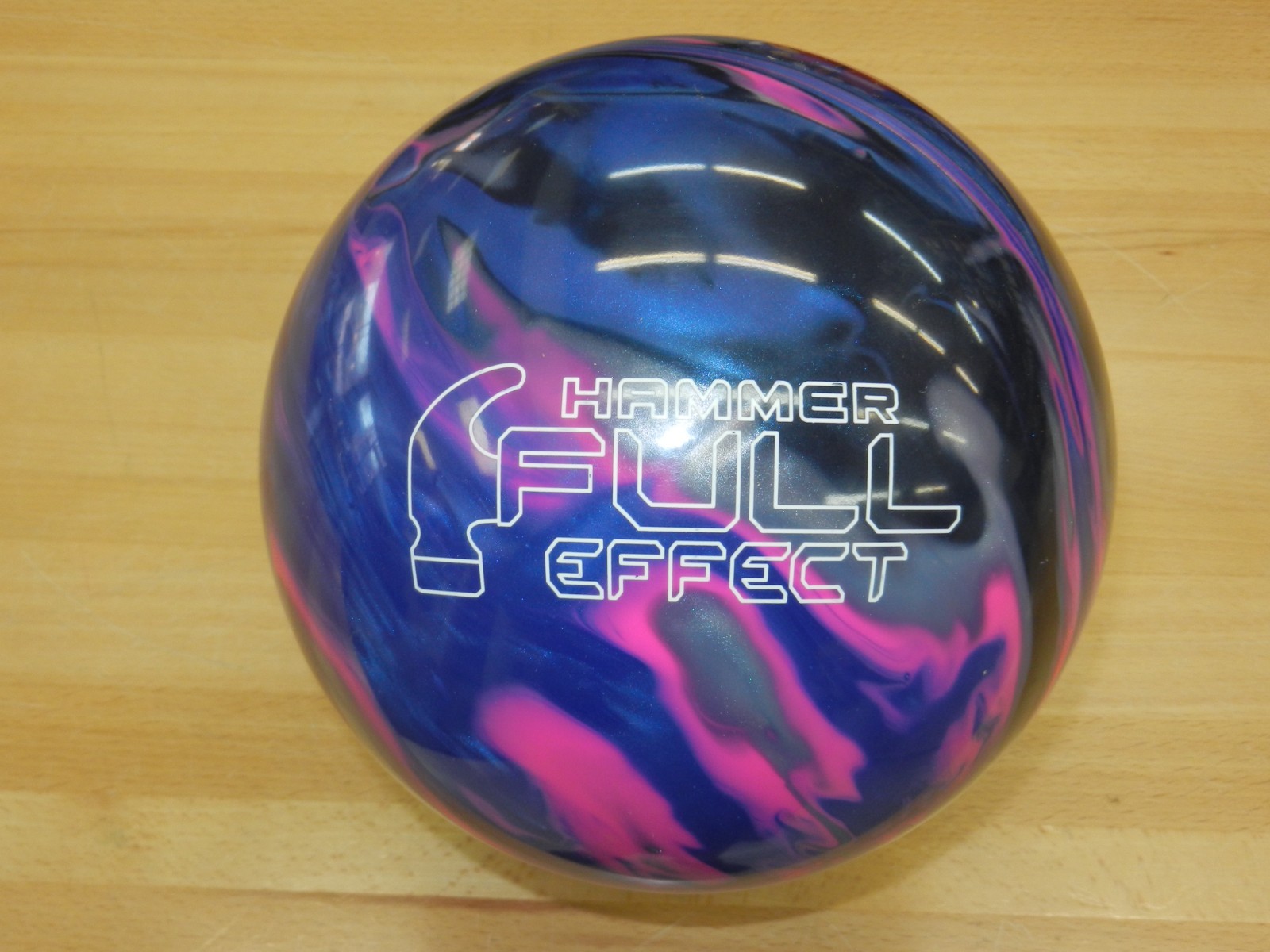 NIB 14# Hammer Full Effect Bowling Ball - 14.3/2-3" Pin/2.70