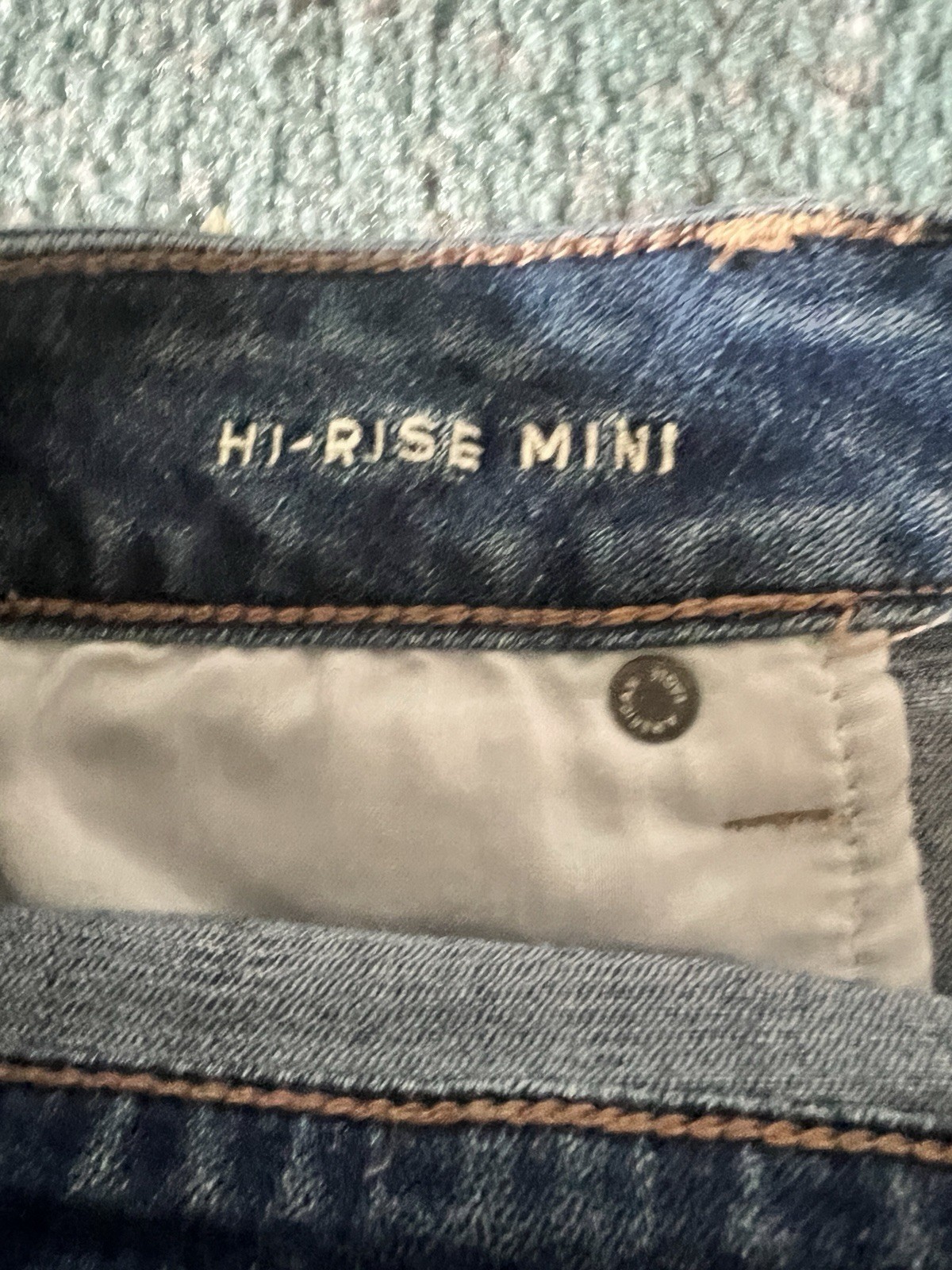 American Eagle Distressed Hi-Rise Mini Skirt | Super Stretch, Size 16