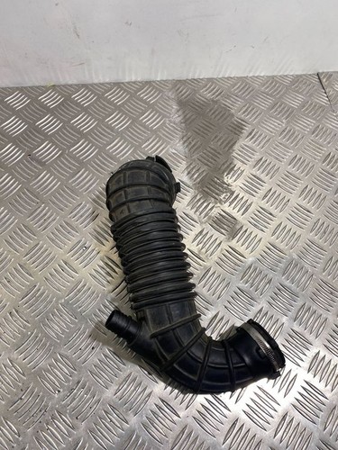 Audi A4 S4 B8 8K 2009 Diesel 105kW Ansaugrohr Ansaugschlauch Turbolader APL21033