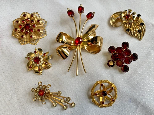 Vtg Brooch Lot Red & Clear Rhinestones Golden Scatter Pins Costume Jewelry