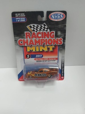 Racing Champions Mint 1:64 2017 Matt Hagen NHRA Funny Car Pennzoil Gold