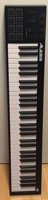 ALESIS V61 - USB MIDI Pad/Tastatur Controller - 61 Tasten - Neuwertig