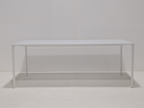 ARPER NURR DINING TABLE Fair Condition SAVE £££ - Picture 13 of 13
