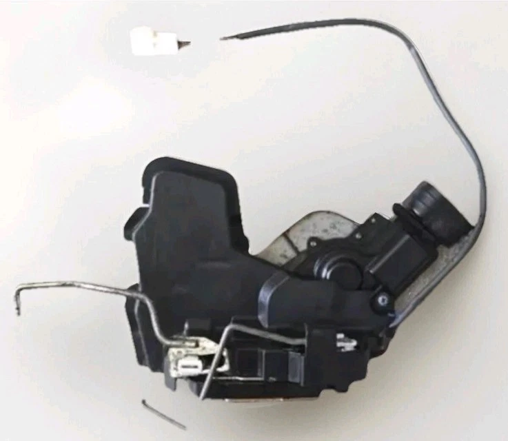 97 98 99 00 01 Toyota Camry Front Right Passenger door Power Latch Lock Actuator Foto 2 de 2