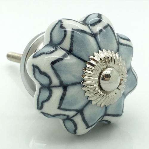 G Decor Porcelain Petal Leaves Handpainted Ceramic Door Knob - Picture 13 of 13