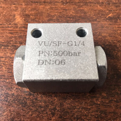 1PCS New Small 3-Way Female Hydraulic Shuttle Valve VUSF-G1/4 G3/8 G1/2 G3/4 G1