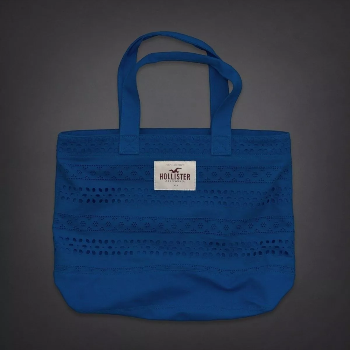 Hollister beach bag clearance