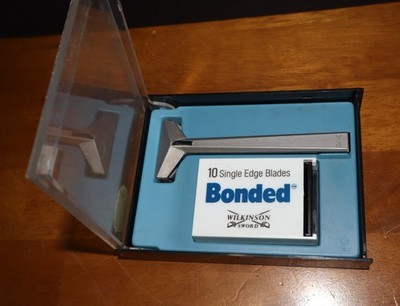 VTG WILKINSON SWORD Single Edge Safety Razor + 9 Cartridges