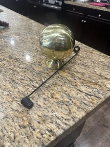 5 Inch Gold ZOMBIE BALL + STAND Floating Magic Trick Metal Rod Gimmick