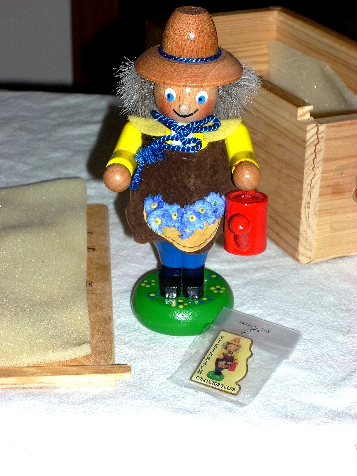 Steinbach Mini Nutcracker “The Gardener” Club Member with Box and Pin