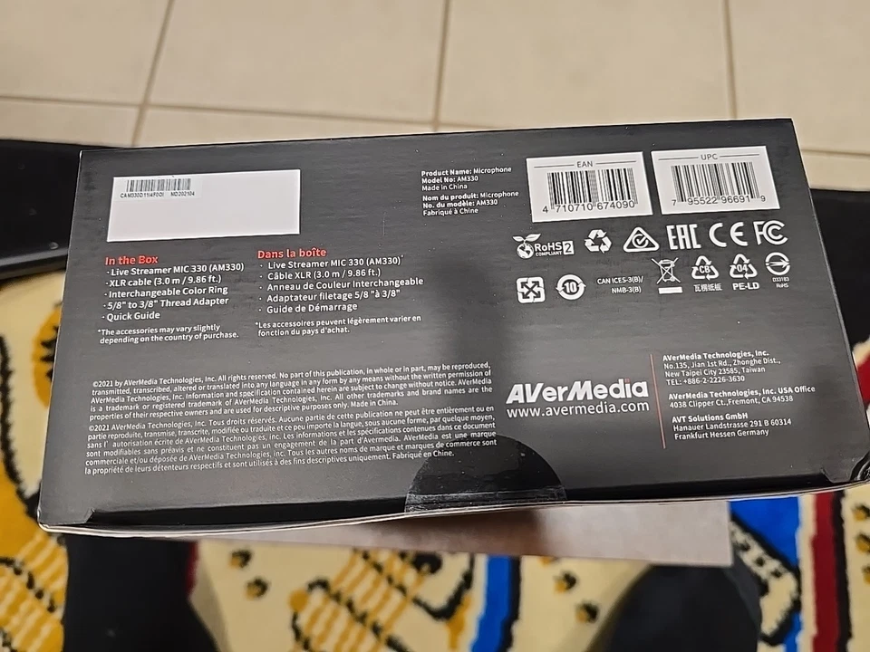 Live Streamer MIC 330 - Creators Cardioid Dynamic XLR Microphone for Live - Image 2 of 4