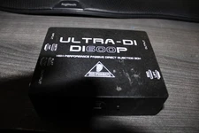 Behringer ultra -DI  DI600P 1 channel Instrument / Mic DI                Tested